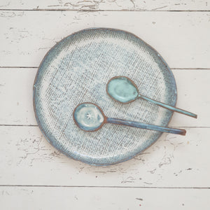 Serving platter with 2 spoons