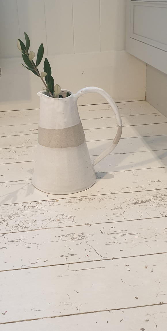 White speckled clay Ceramic Jug